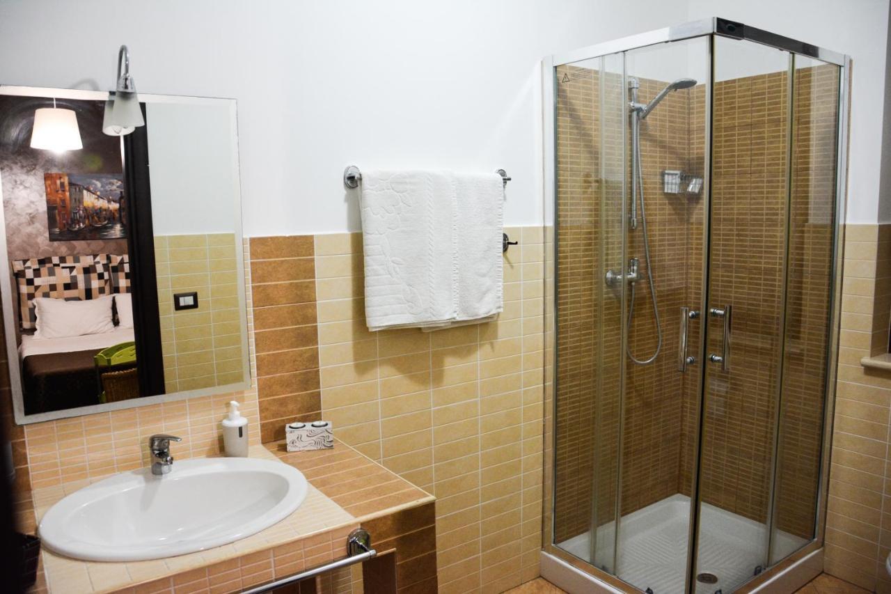 Bed and Breakfast A Due Passi Dal Mare Capo dʼOrlando Exterior foto